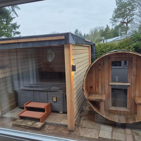 Luxe Boshuisje Met Prive Wellness & Jacuzzi Op De Veluwe Ermelo Buitenkant foto