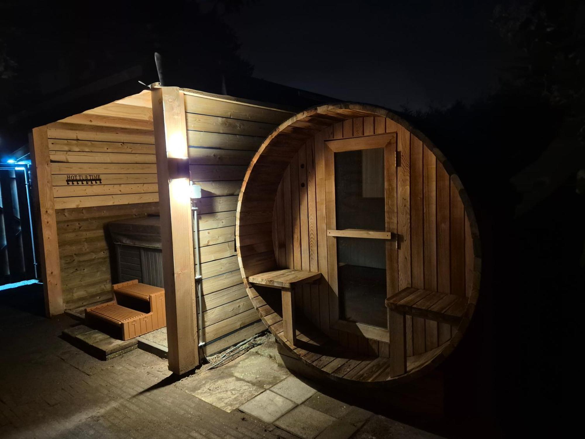 Luxe Boshuisje Met Prive Wellness & Jacuzzi Op De Veluwe Ermelo Buitenkant foto